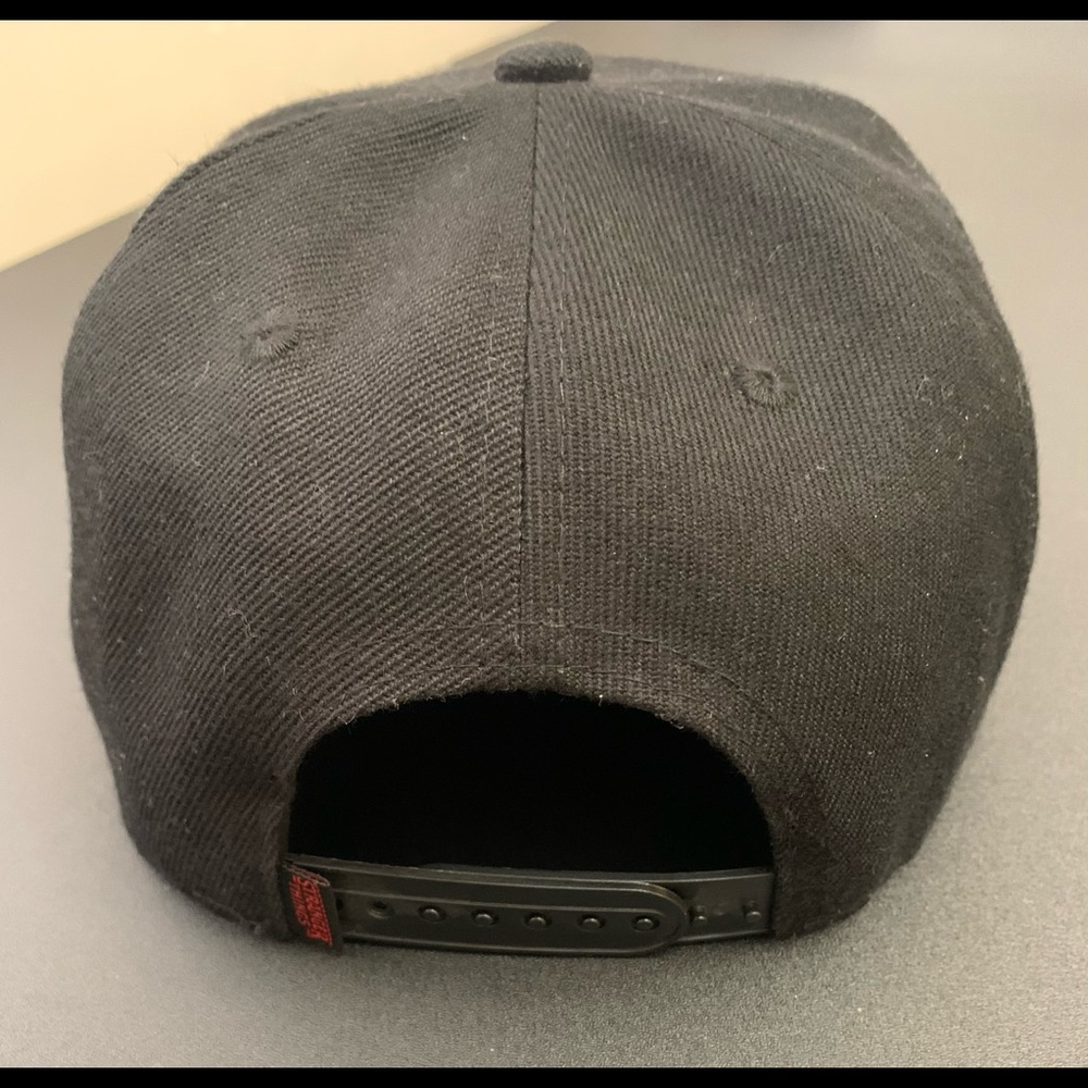 Stranger Things Hat - Picture 4 of 4